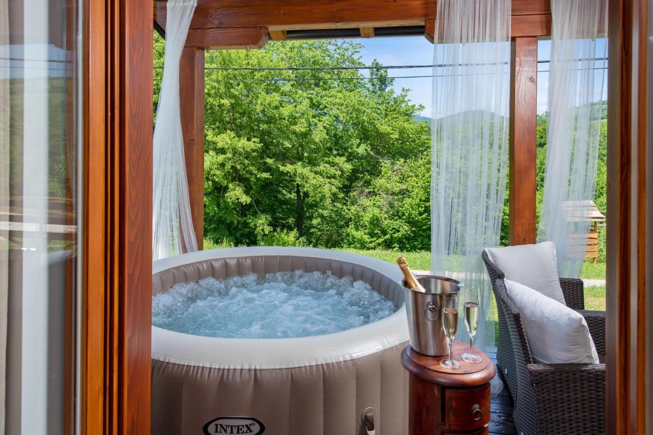 B&B Plitvice Lakes Villa Irene Selište Drežničko Kültér fotó