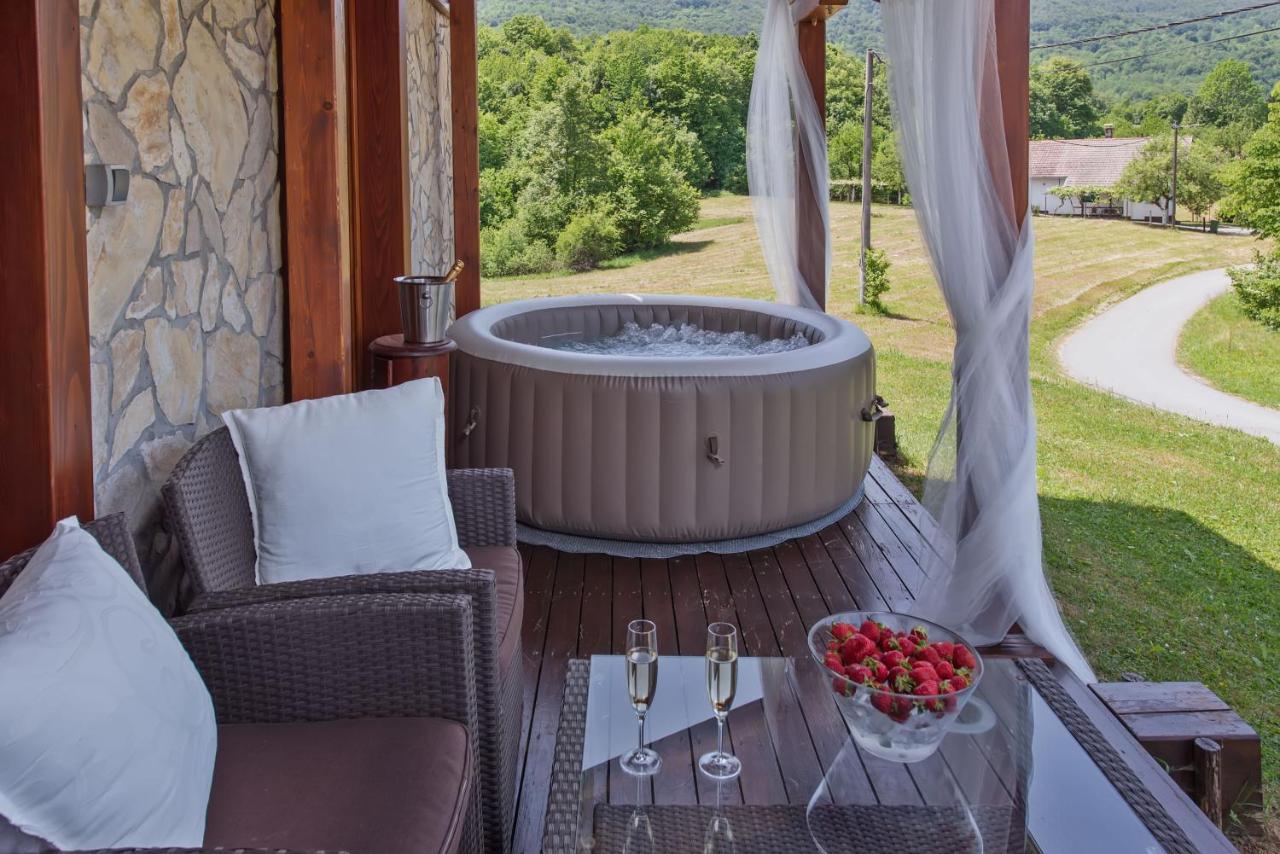 B&B Plitvice Lakes Villa Irene Selište Drežničko Kültér fotó