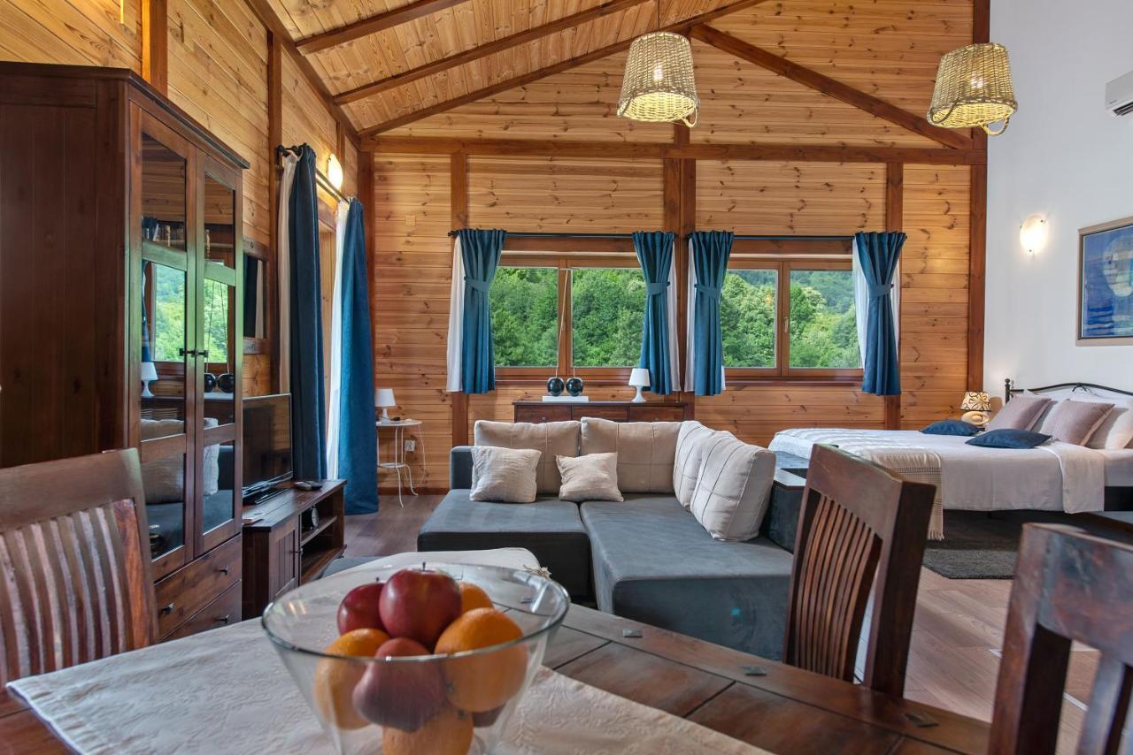 B&B Plitvice Lakes Villa Irene Selište Drežničko Kültér fotó