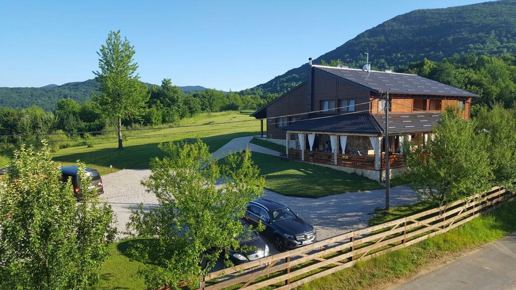 B&B Plitvice Lakes Villa Irene Selište Drežničko Kültér fotó